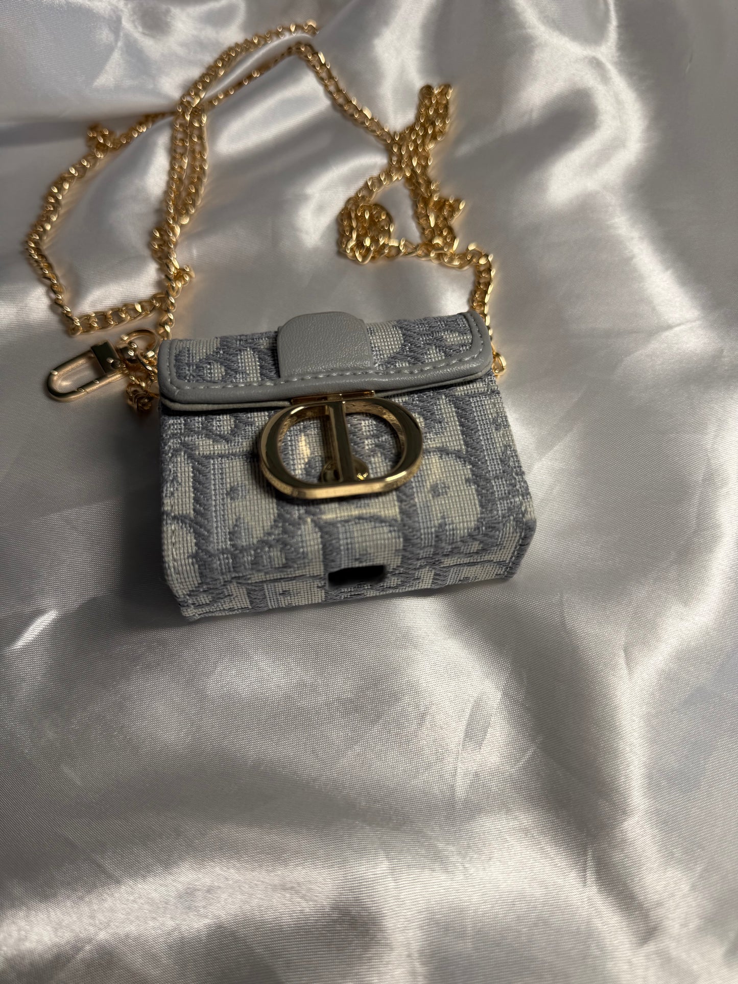 CD AirPods Pro case
