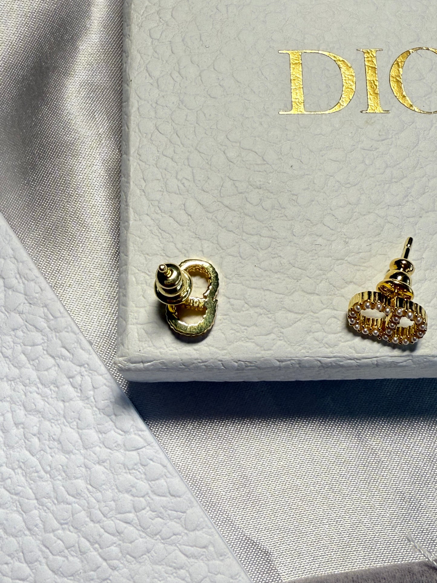CD earrings