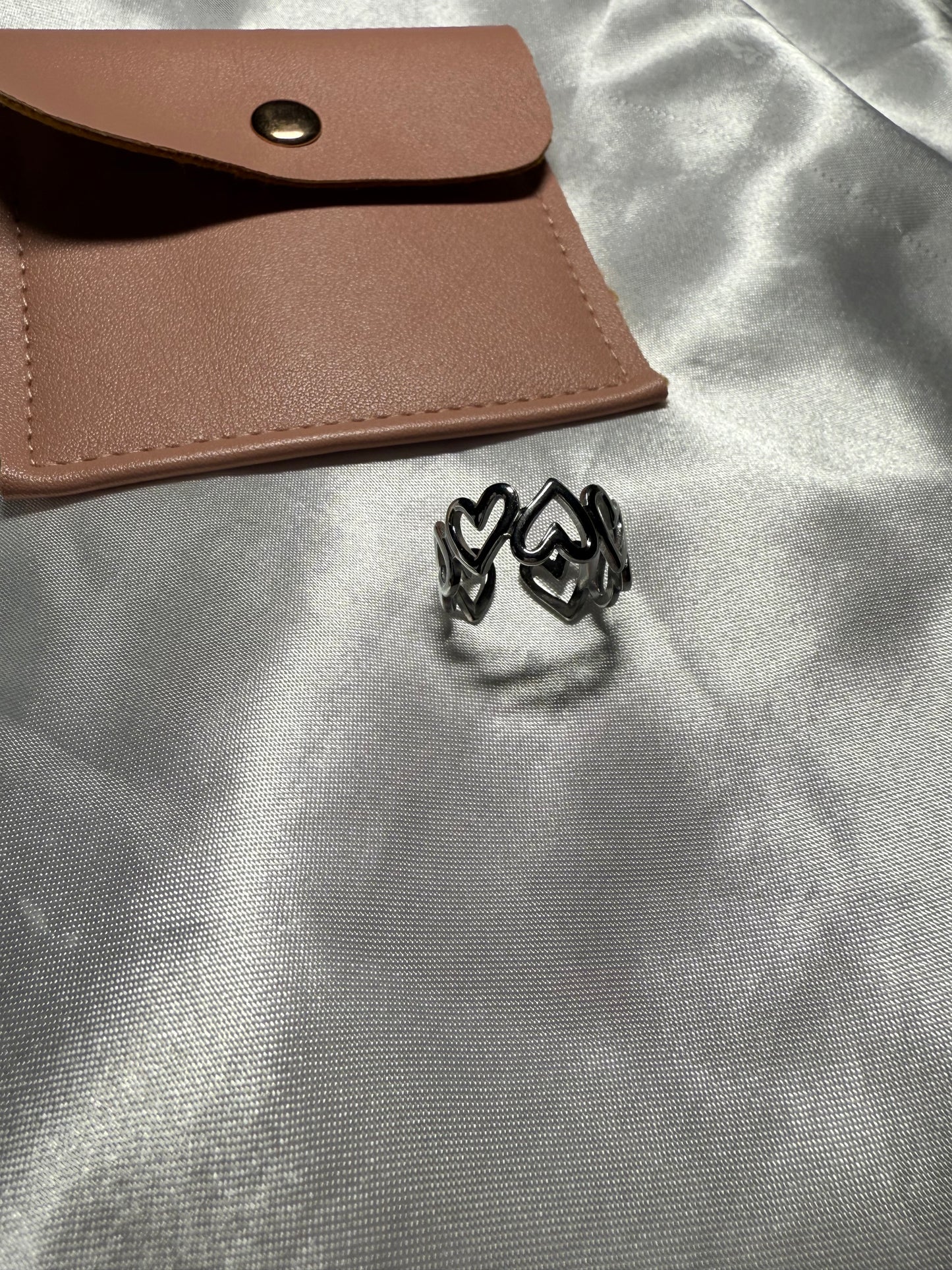 Hearts ring