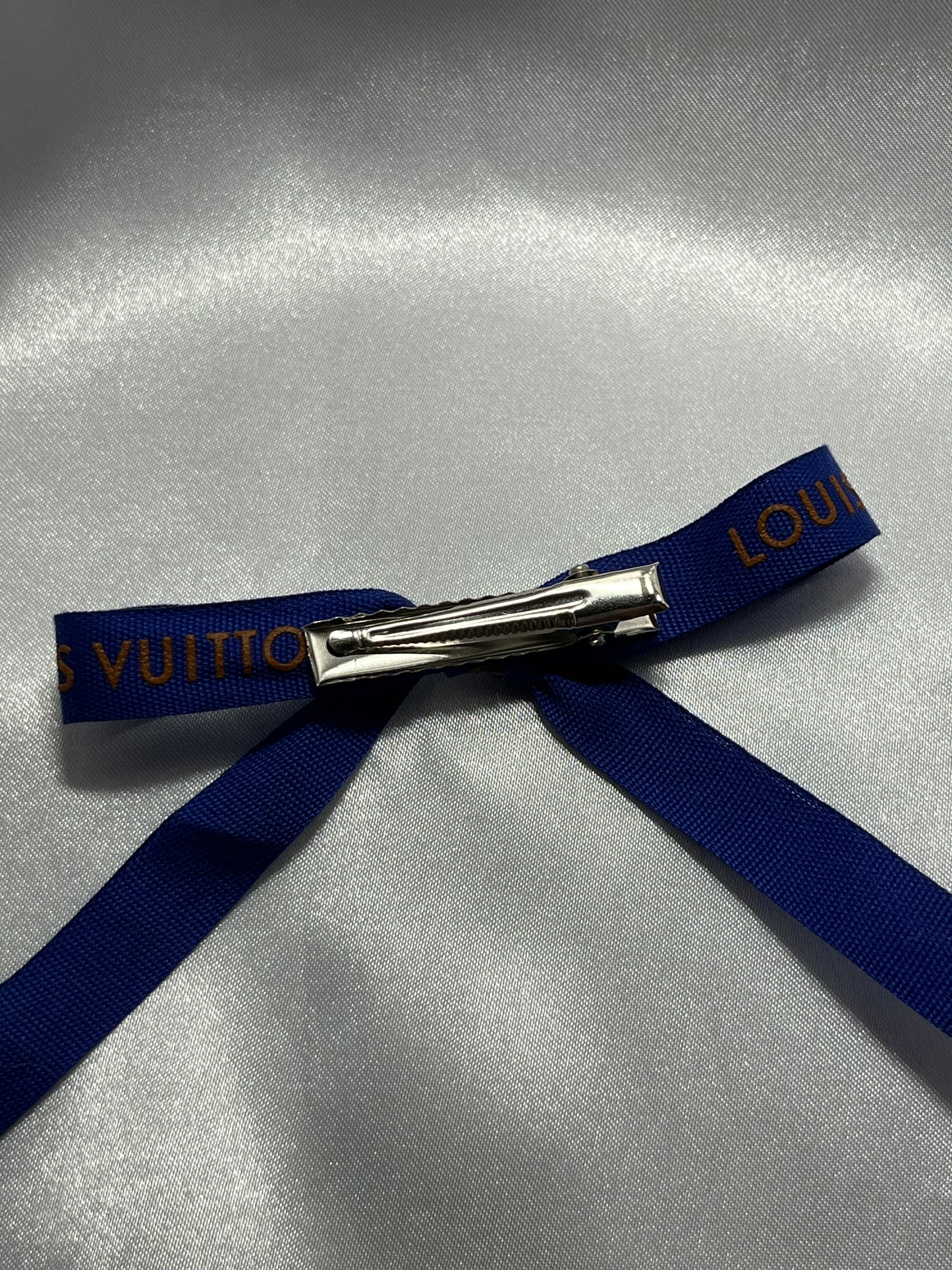 LV hair clips