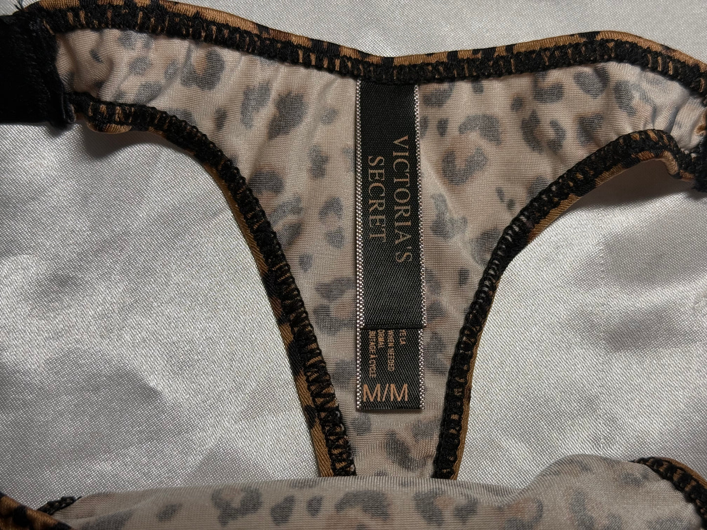 VS thong one piece