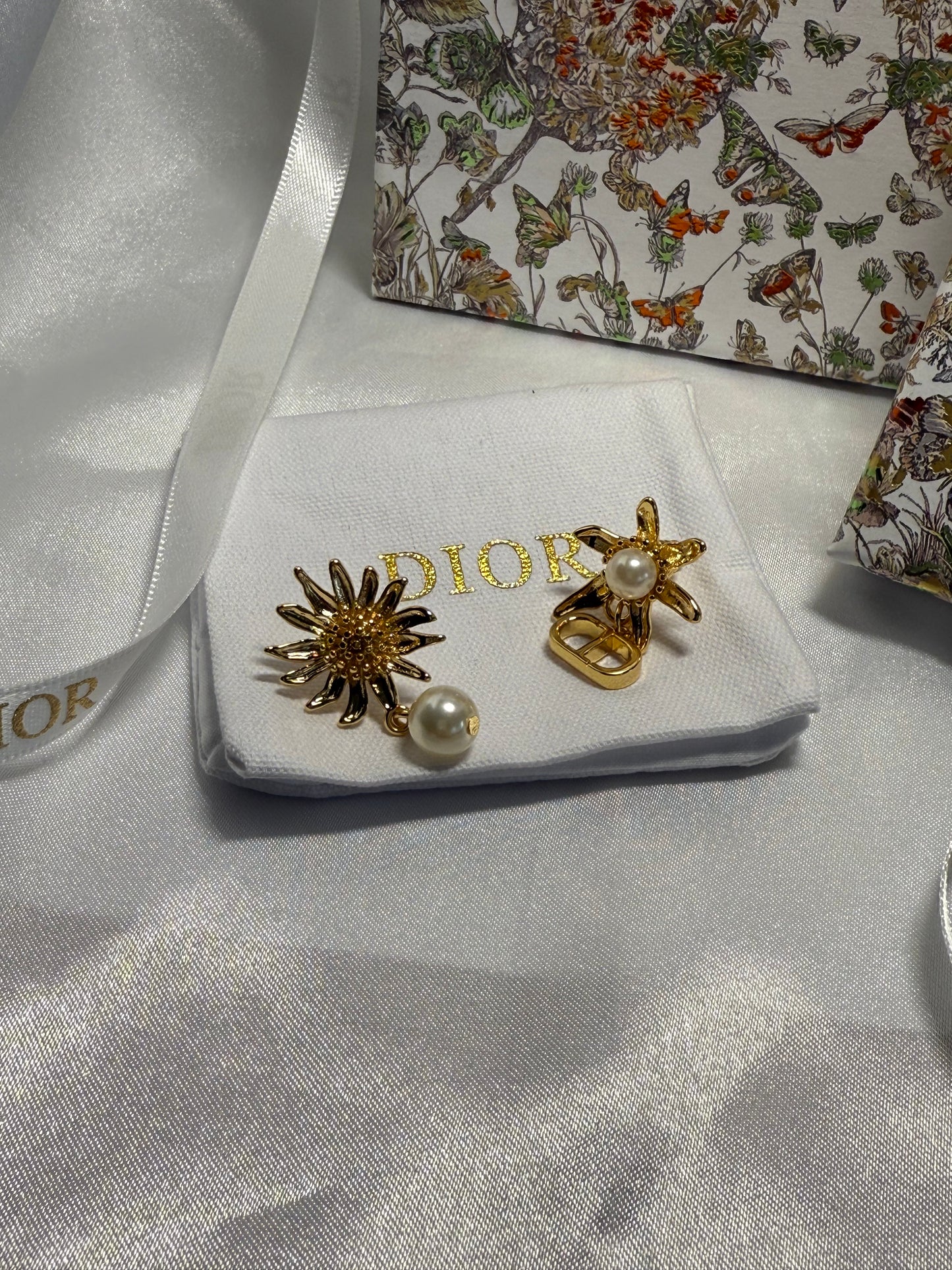 CD earrings