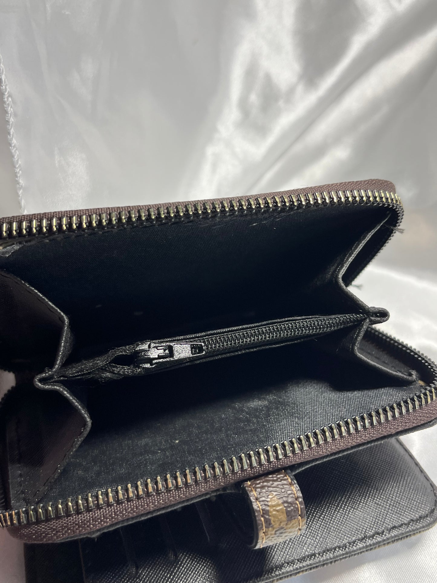 LV purse and wallet