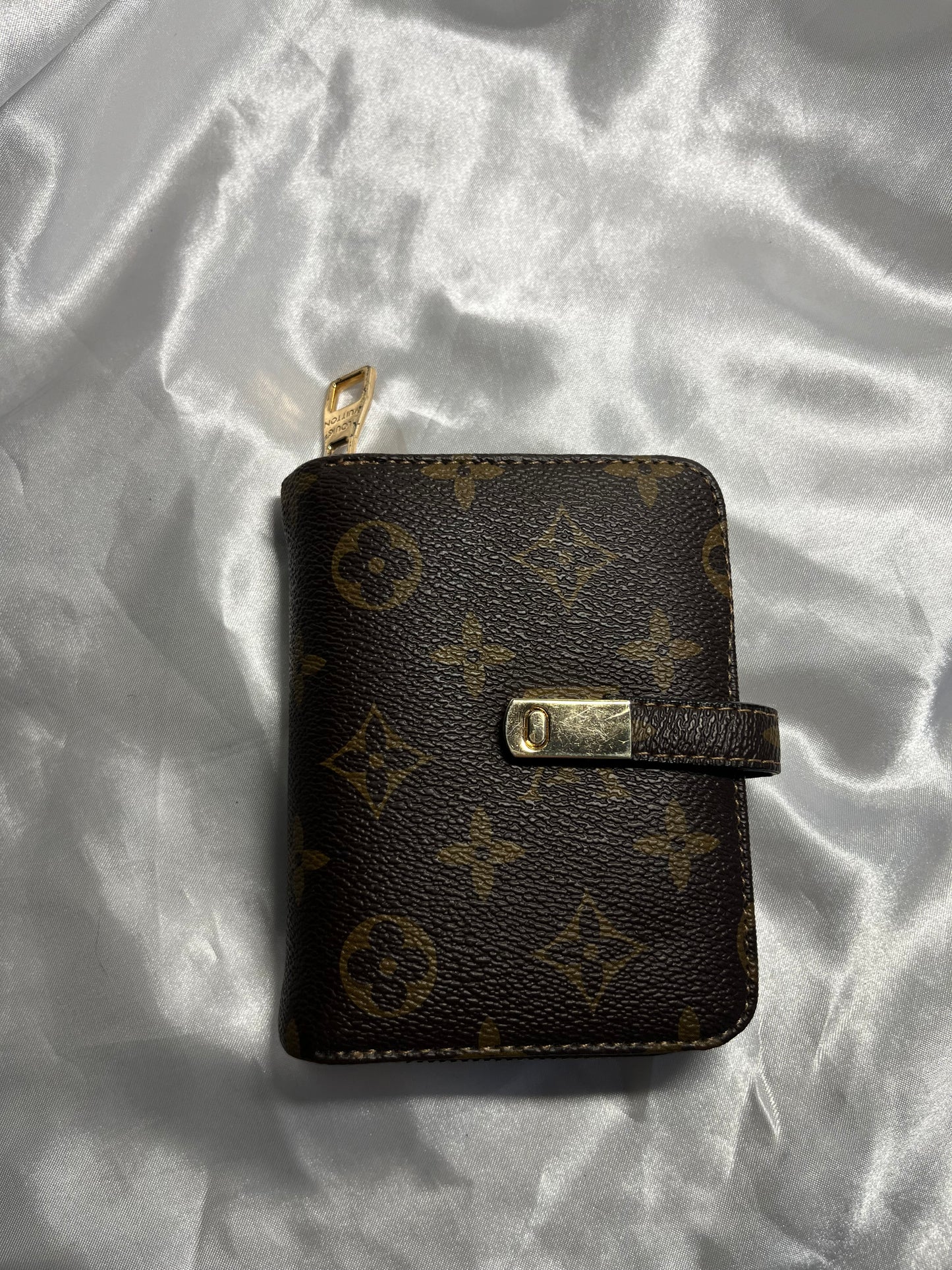 LV purse and wallet