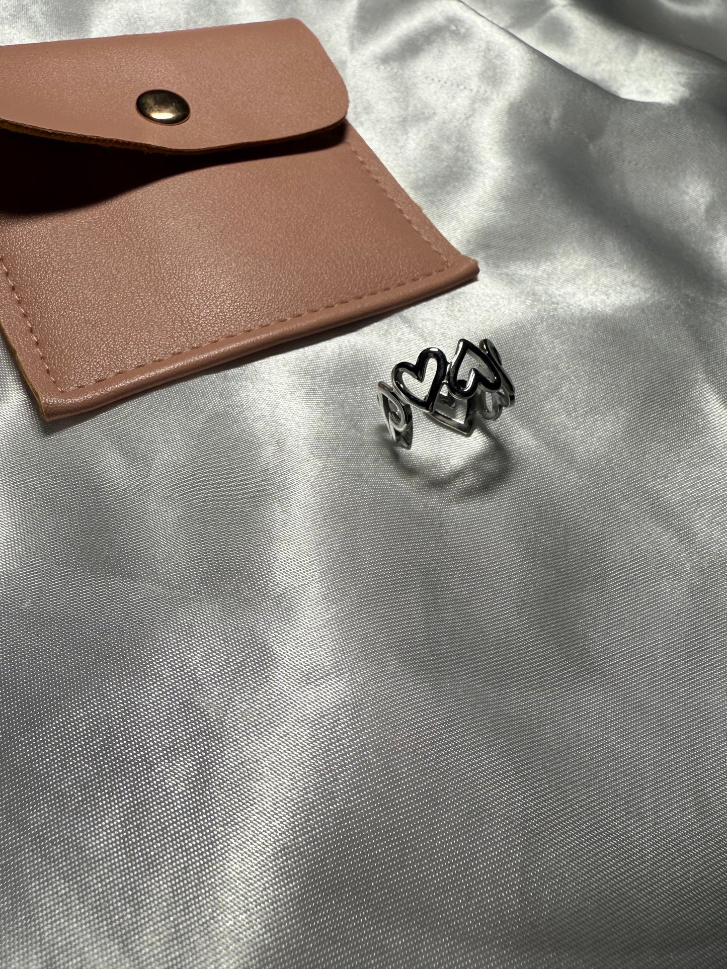 Hearts ring