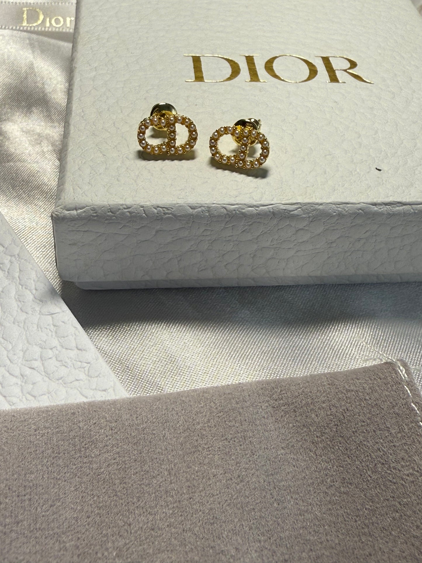 CD earrings