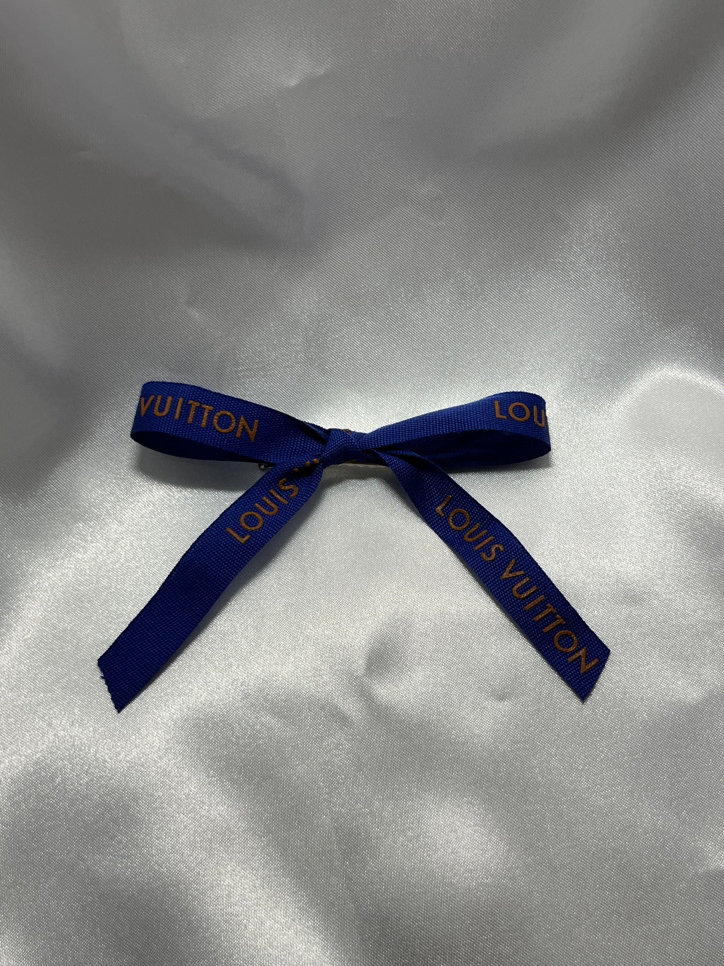 LV hair clips