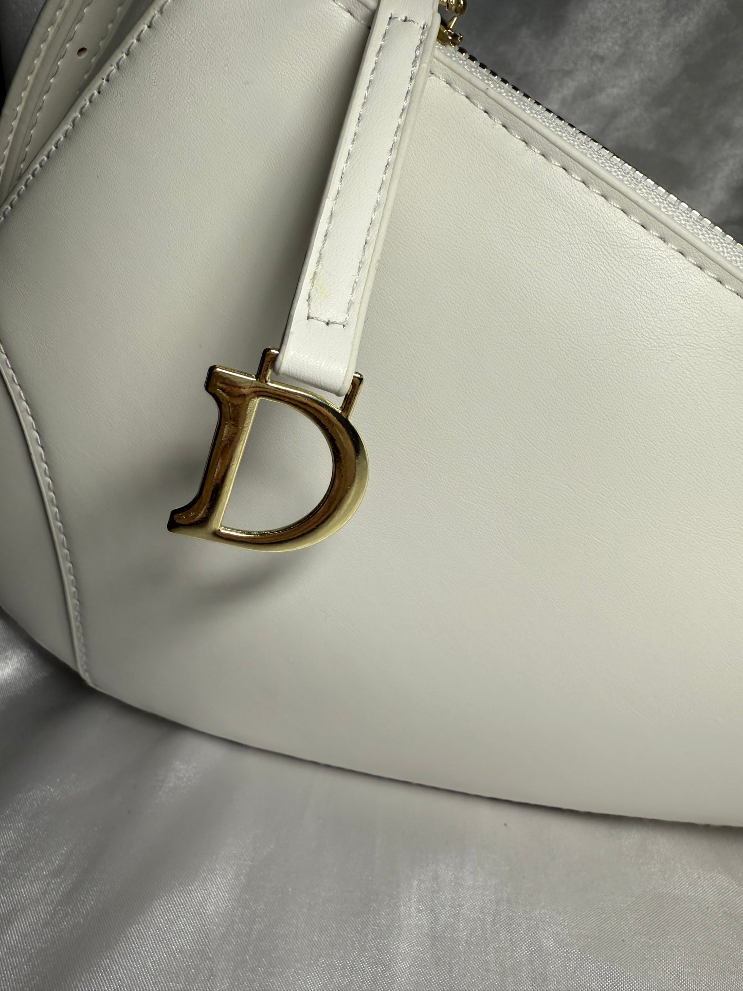 CD white bag