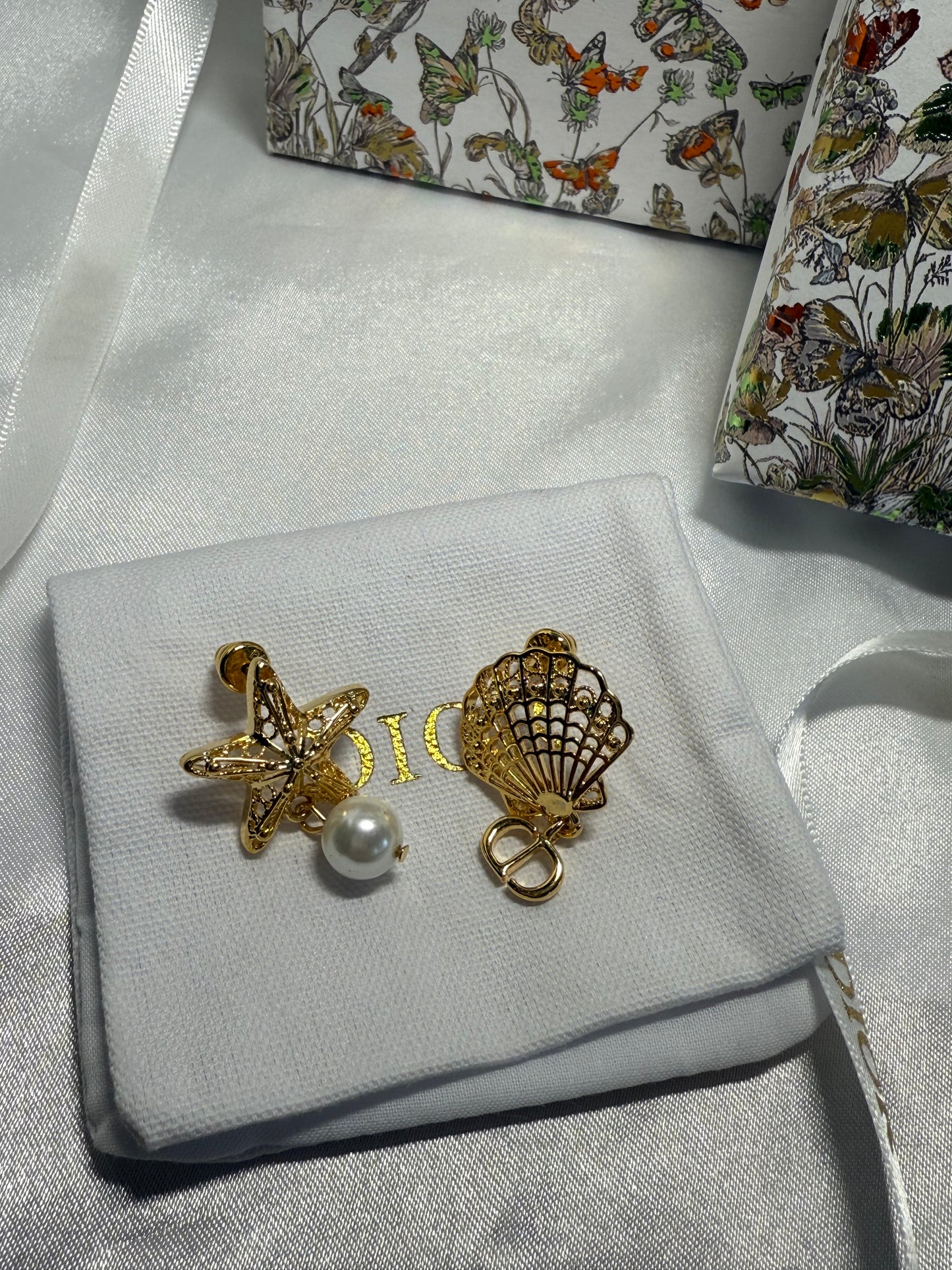 CD earrings