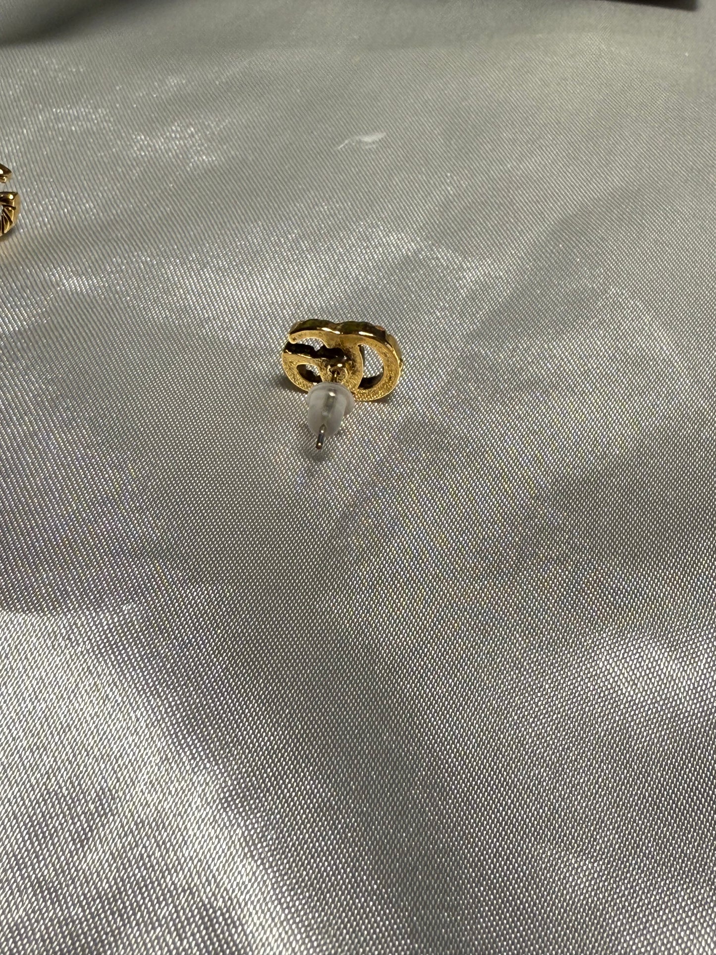 GG earrings