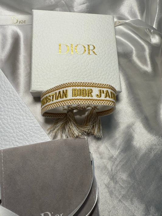 CD material bracelet