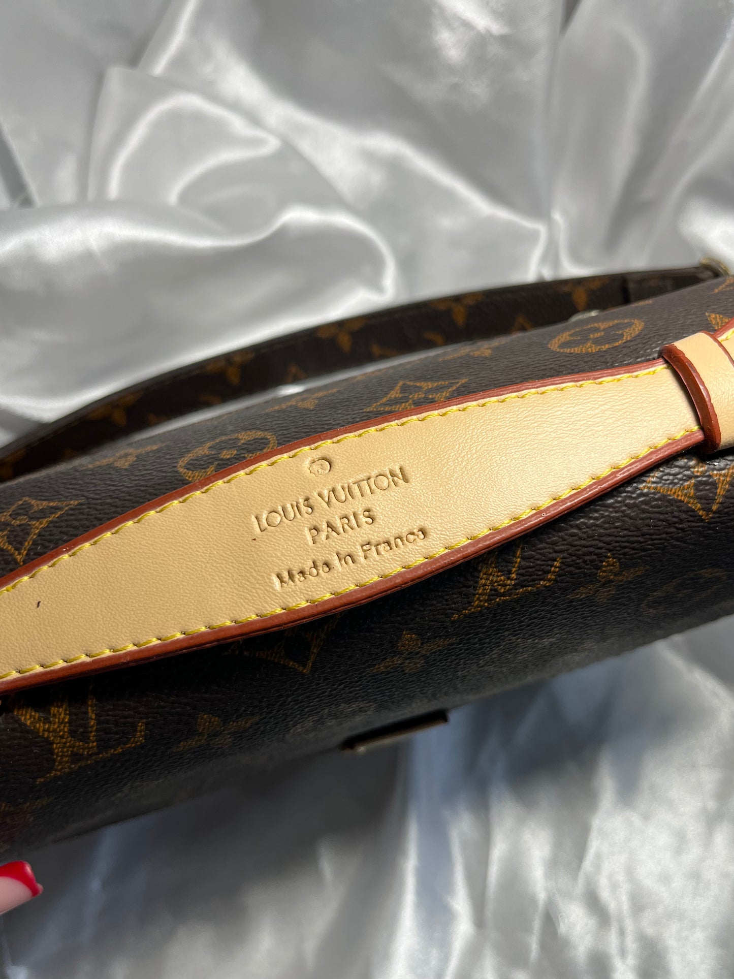 LV purse and wallet