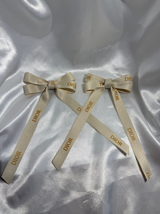 CD hair bows