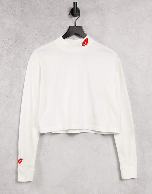 Nike long sleeve crop top