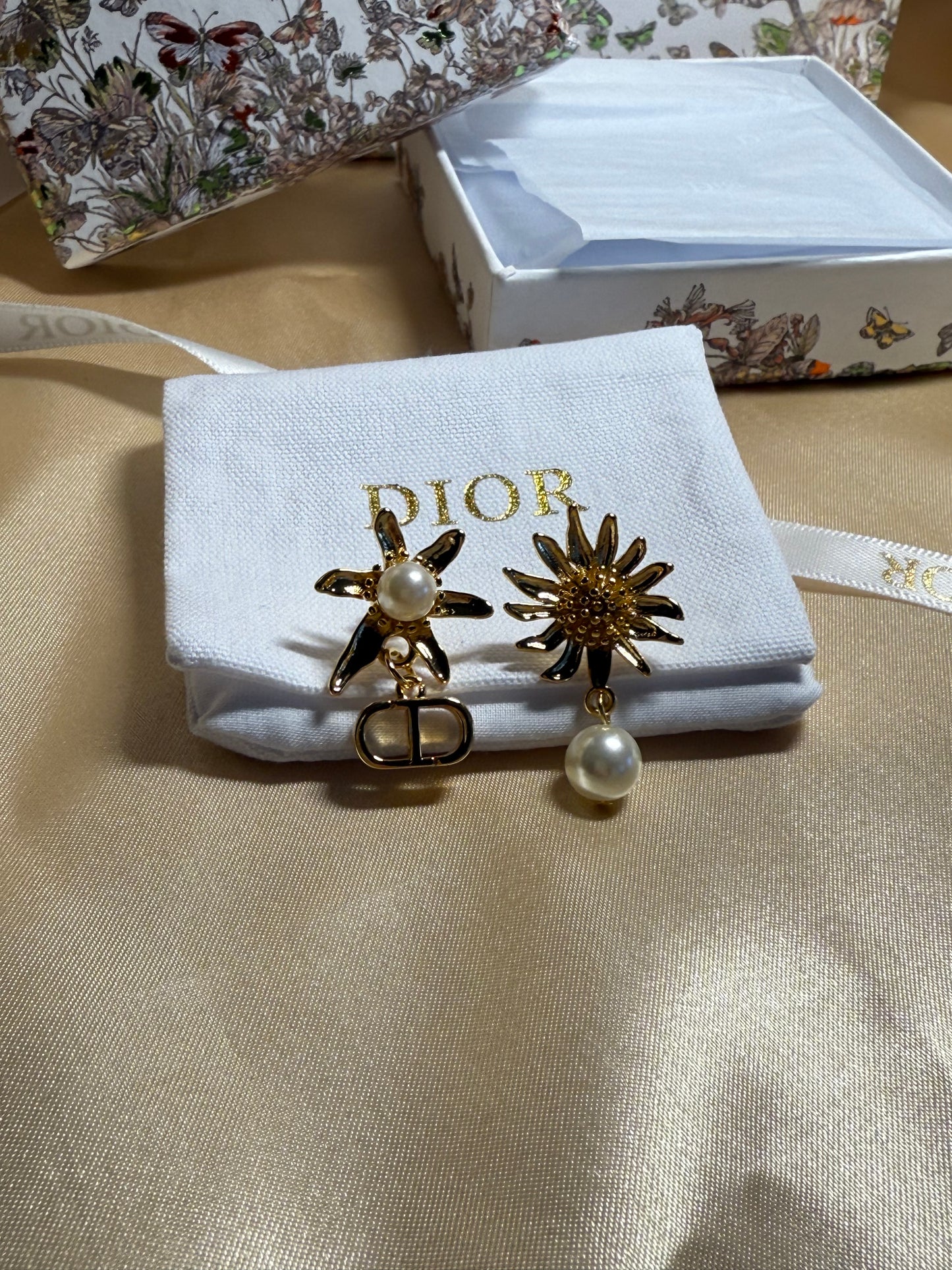 CD earrings
