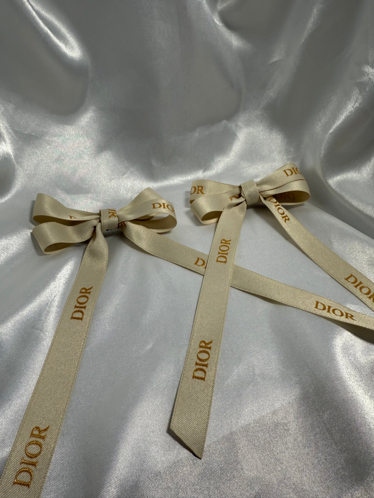 CD hair bows