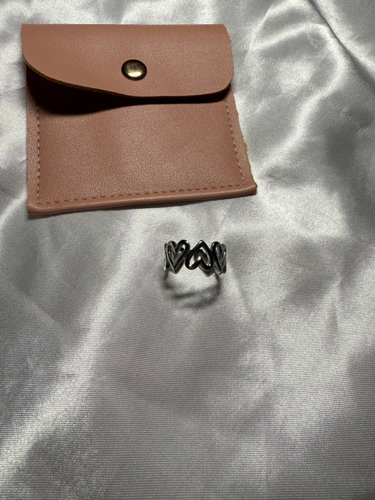 Hearts ring