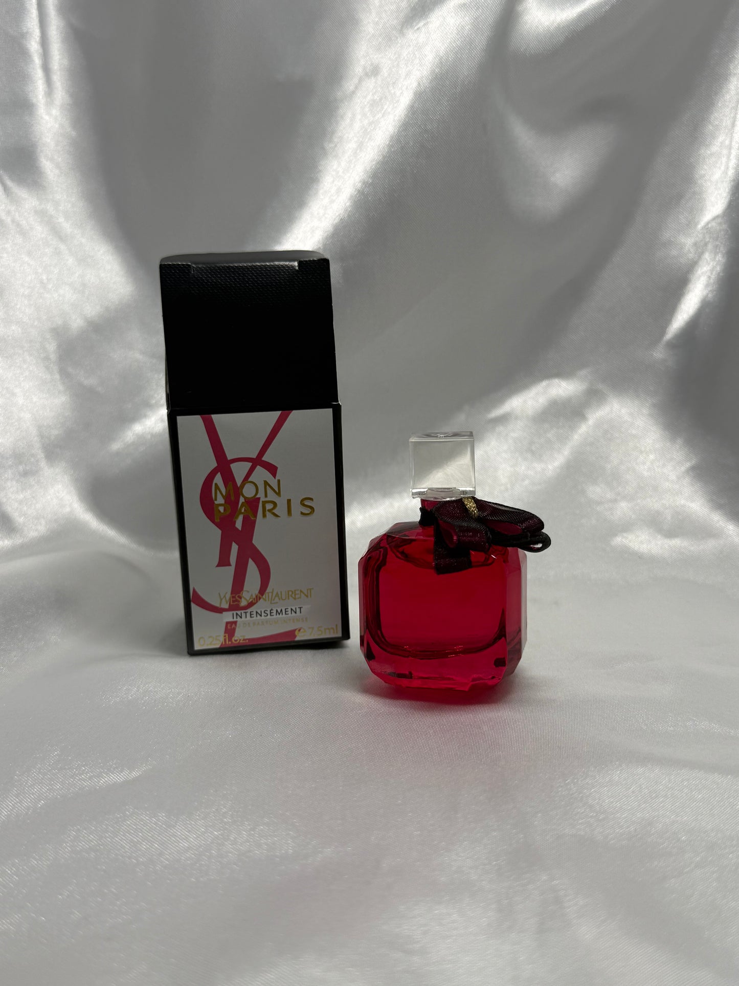 Miniature YSL parfume