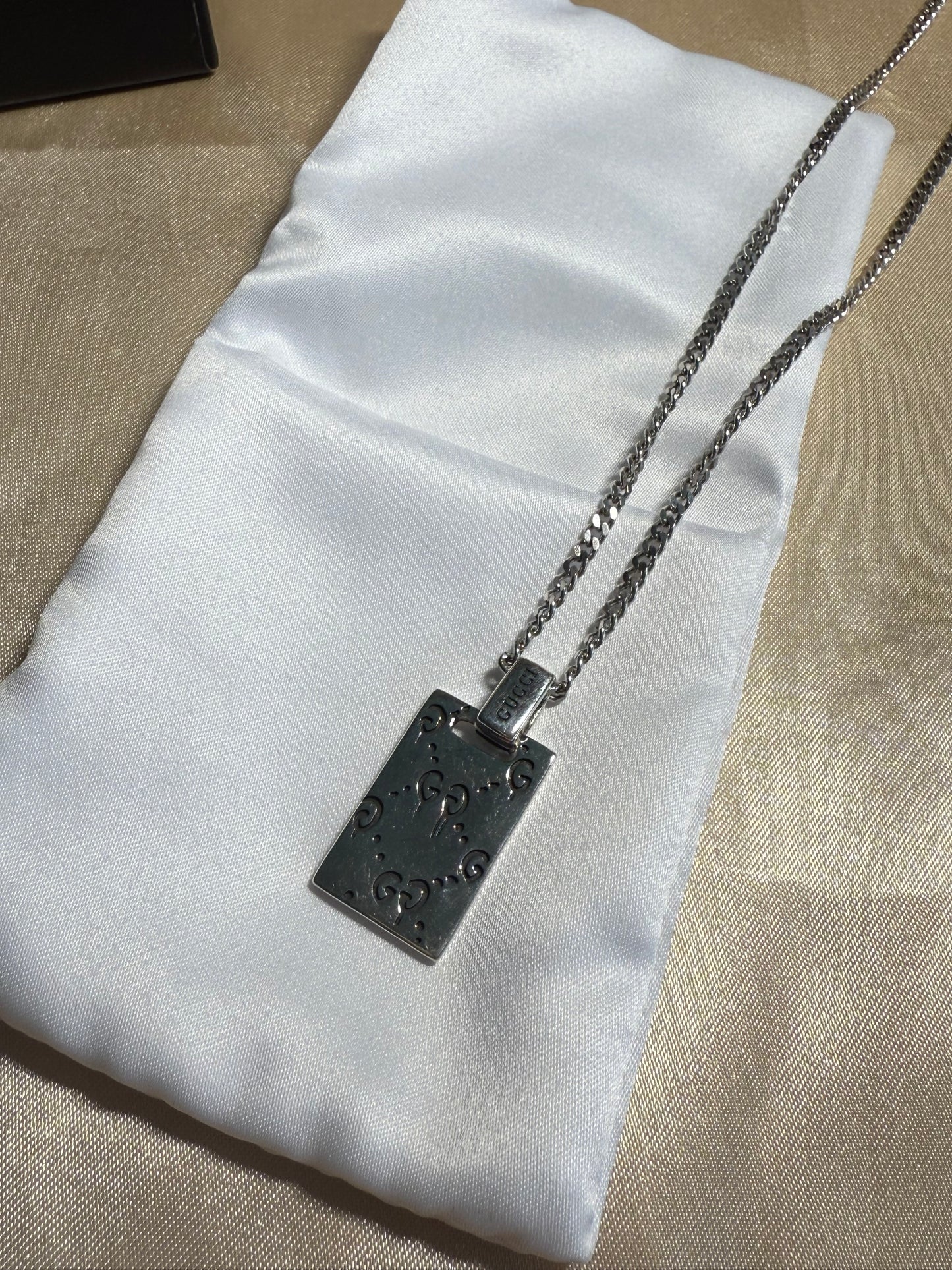 GG necklace