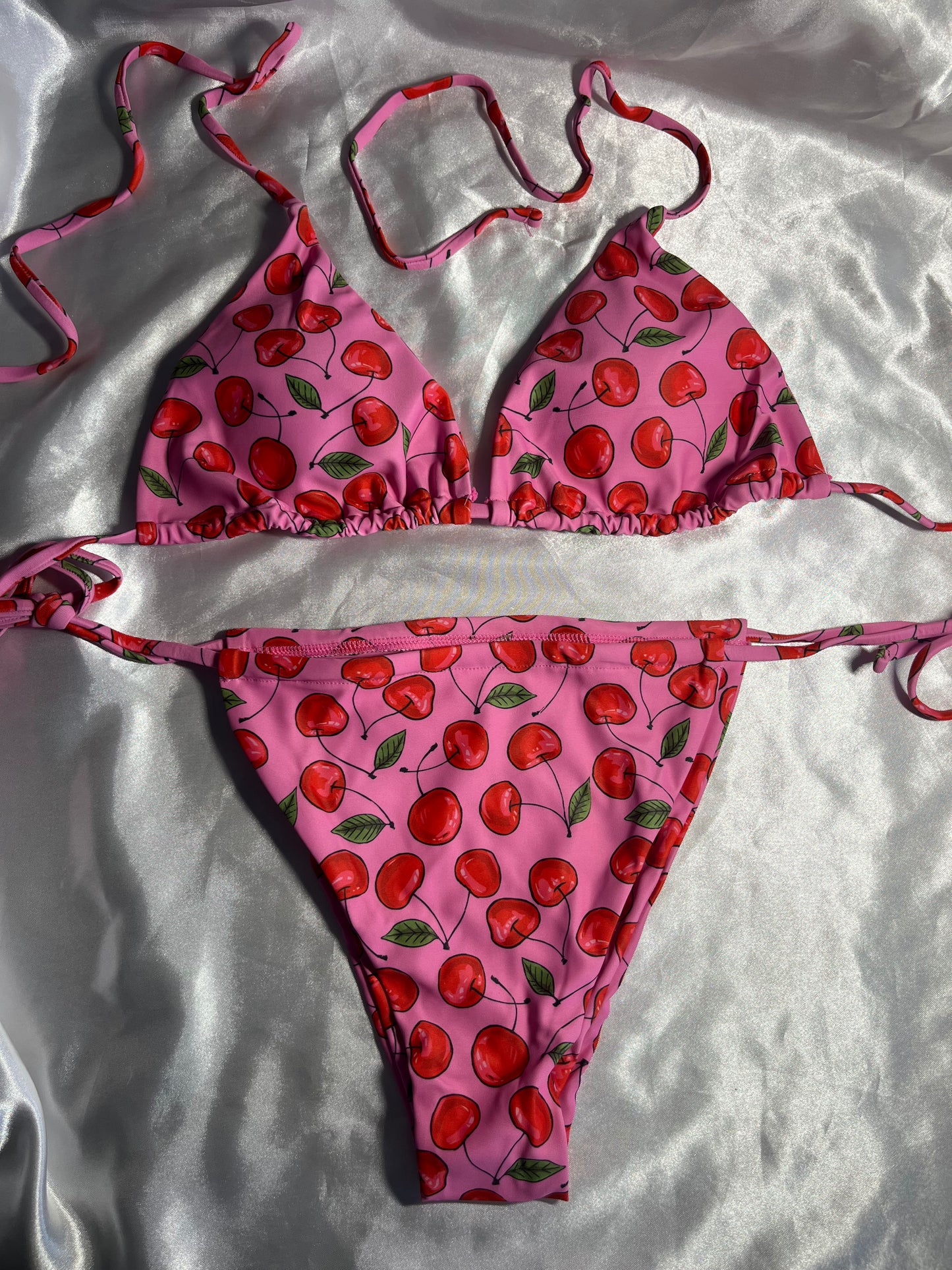 3 pieces pink swimsuit